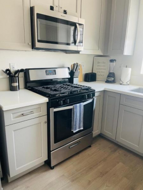 1 Bedroom 1 Bathroom Near Crypto Center